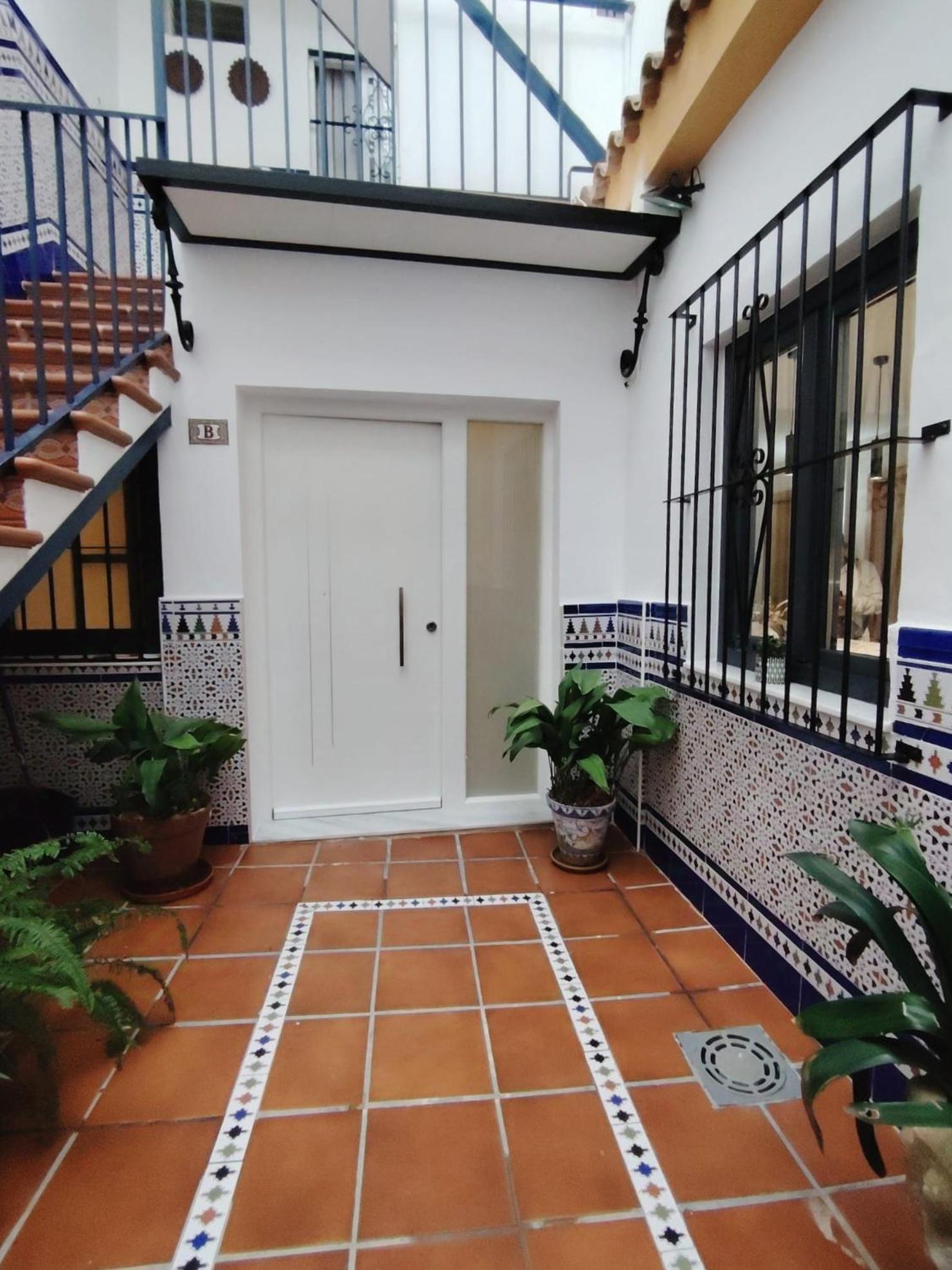 Luxe Duque De Alta Apartment *