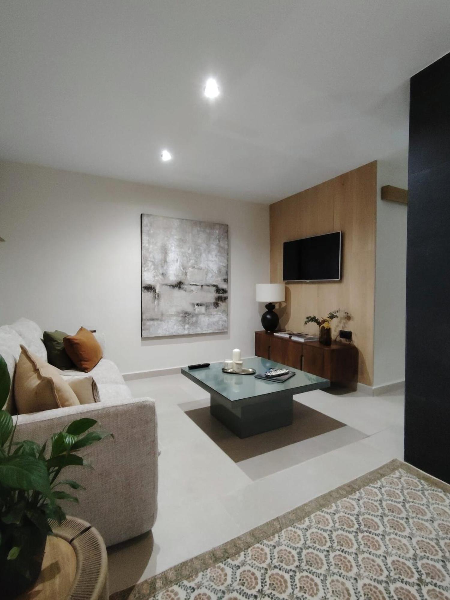 Luxe Duque De Alta Apartment